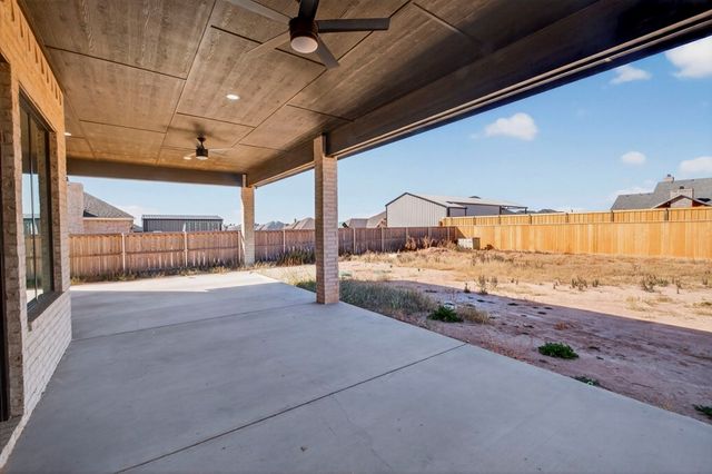 5709 E County Rd 94, Midland, TX 79706