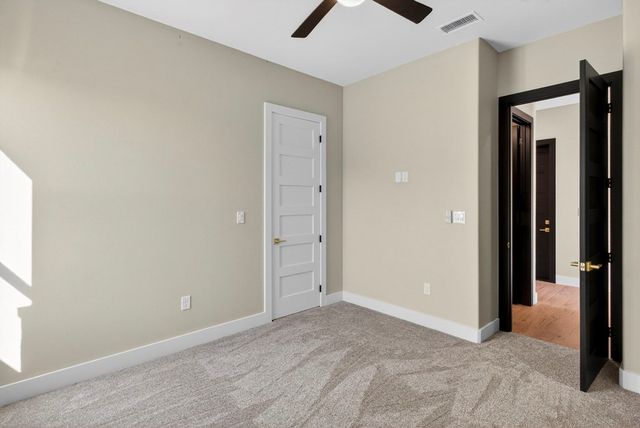 5709 E County Rd 94, Midland, TX 79706