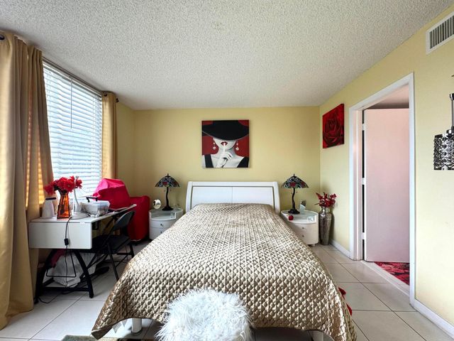 14671 Bonaire Boulevard 304, Delray Beach, FL 33446