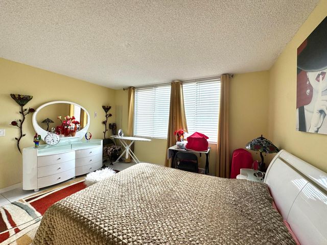 14671 Bonaire Boulevard 304, Delray Beach, FL 33446