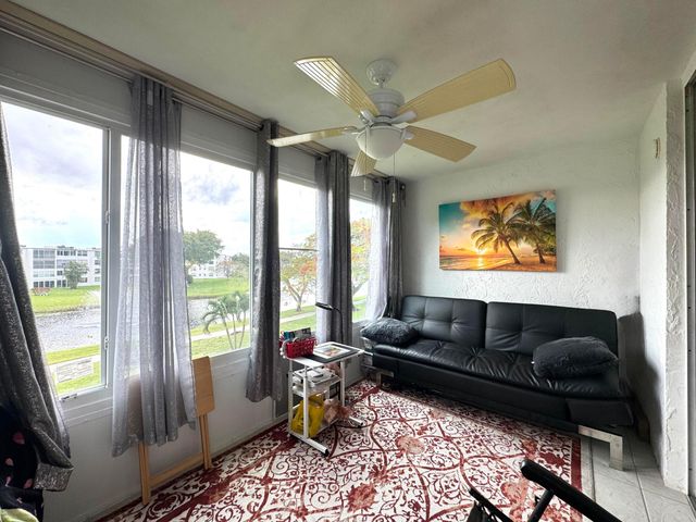 14671 Bonaire Boulevard 304, Delray Beach, FL 33446