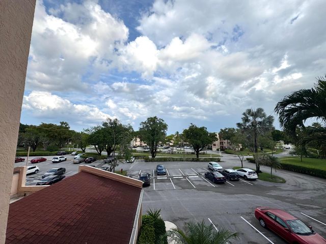 14671 Bonaire Boulevard 304, Delray Beach, FL 33446