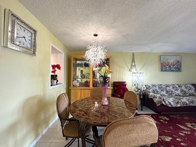 14671 Bonaire Boulevard 304, Delray Beach, FL 33446
