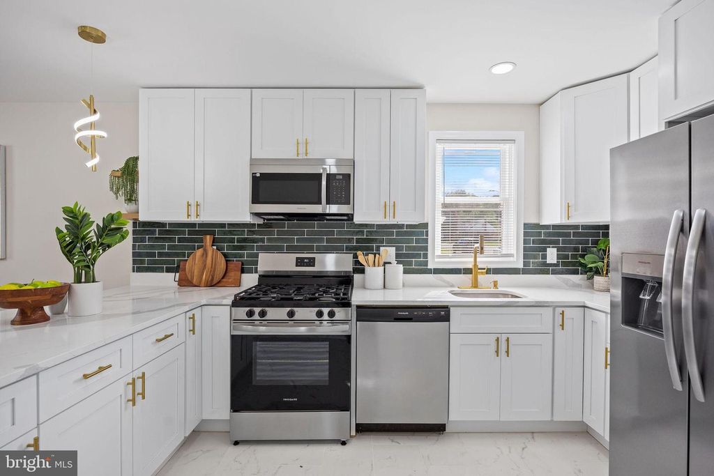 Image 14 of property listing at 6309 LIBERTY RD, Gwynn Oak, MD 21207