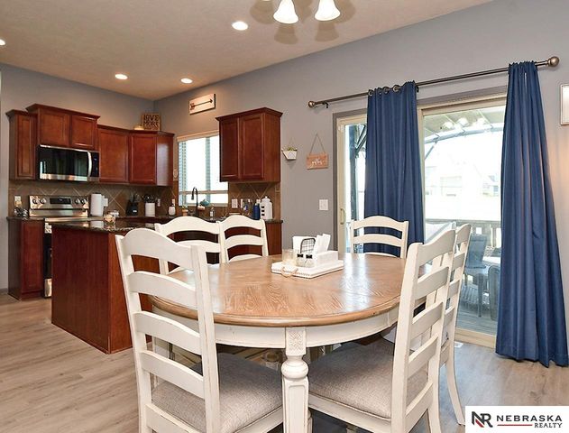 1806 Tammy Street, Bellevue, NE 68123