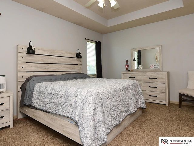 1806 Tammy Street, Bellevue, NE 68123