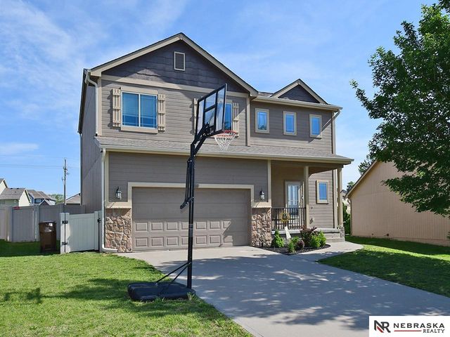 1806 Tammy Street, Bellevue, NE 68123