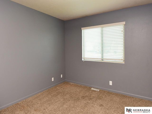 1806 Tammy Street, Bellevue, NE 68123