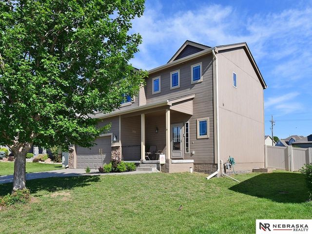 1806 Tammy Street, Bellevue, NE 68123
