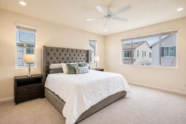 270 E Phelps Dr, Mountain House, CA 95391