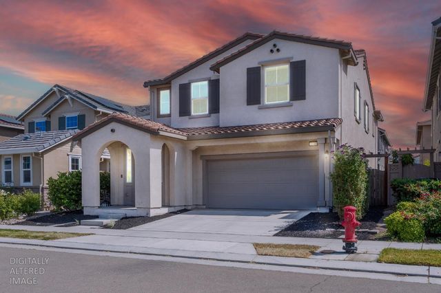 270 E Phelps Dr, Mountain House, CA 95391