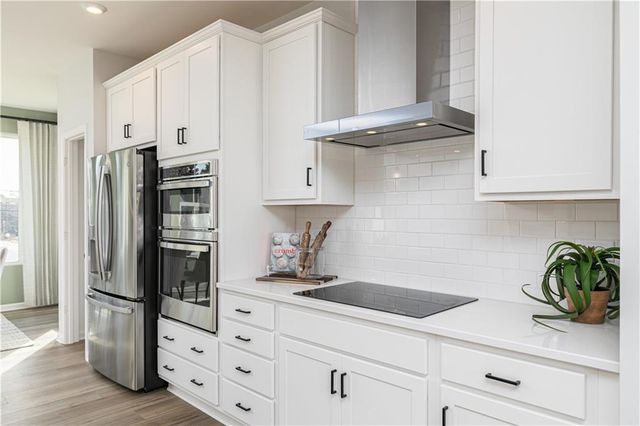 1027 Bullpen Bluffs Court, Lawrenceville, GA 30043