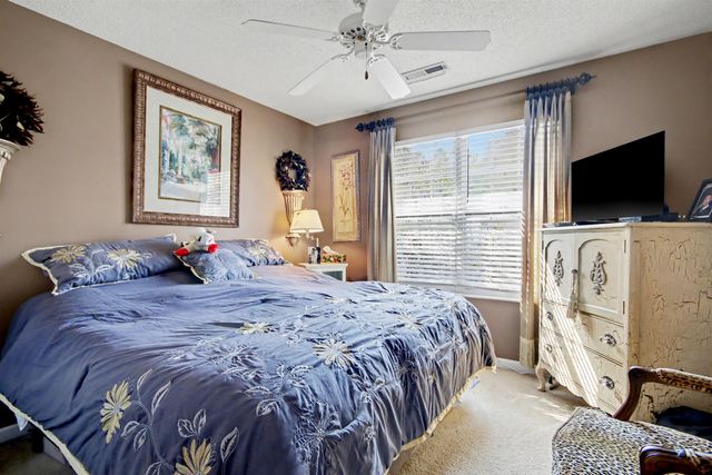 1729 Brandenberry Dr., Surfside Beach, SC 29575