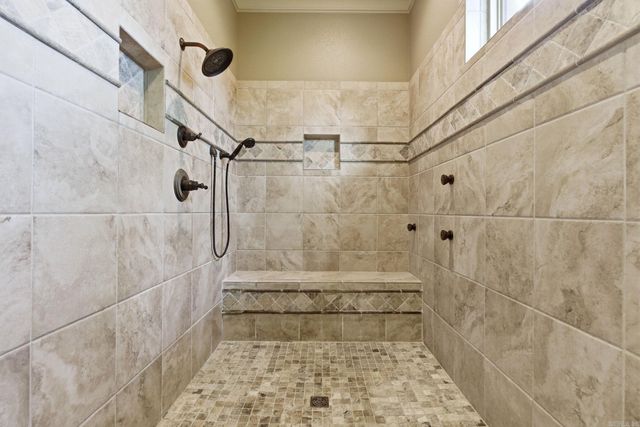 375 Hunters Chase Drive, Cabot, AR 72023
