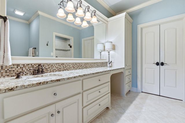 375 Hunters Chase Drive, Cabot, AR 72023