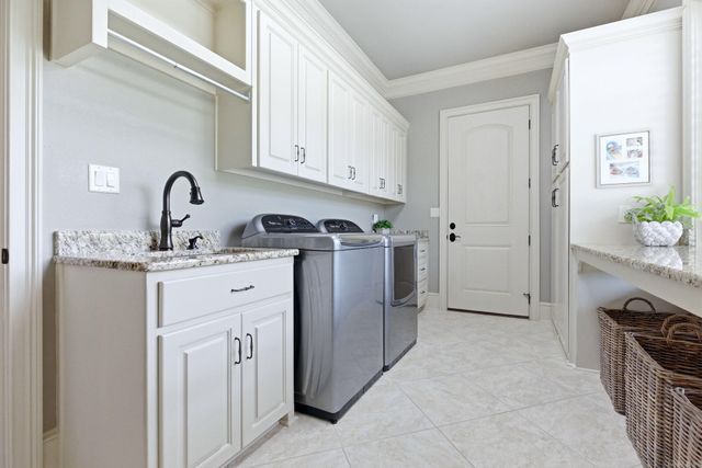375 Hunters Chase Drive, Cabot, AR 72023