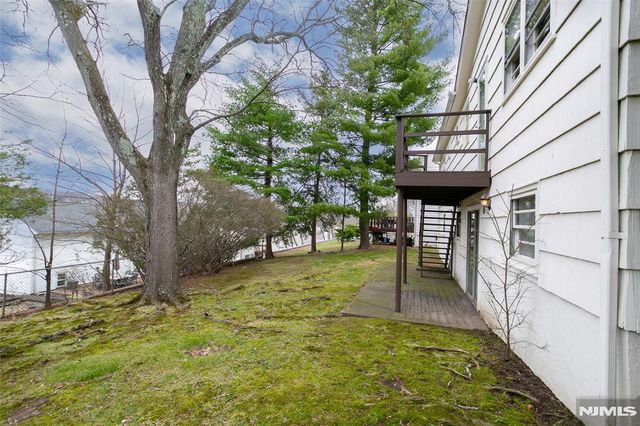 25 Devonshire Terrace, West Orange, NJ 07052