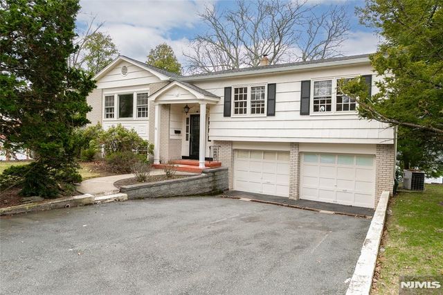 25 Devonshire Terrace, West Orange, NJ 07052