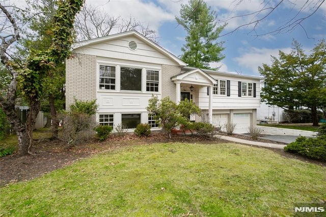 25 Devonshire Terrace, West Orange, NJ 07052