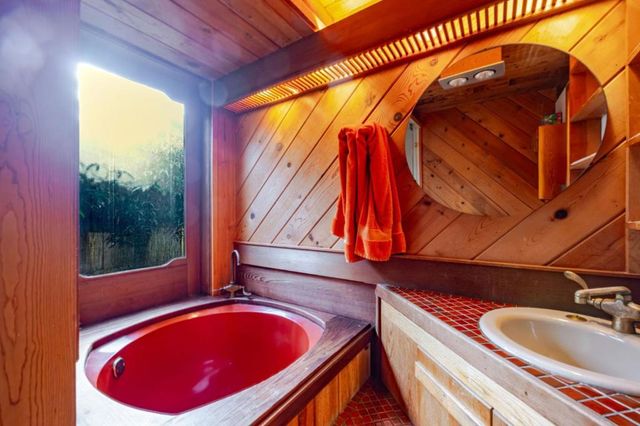 1009 Miramontes Street, Half Moon Bay, CA 94019