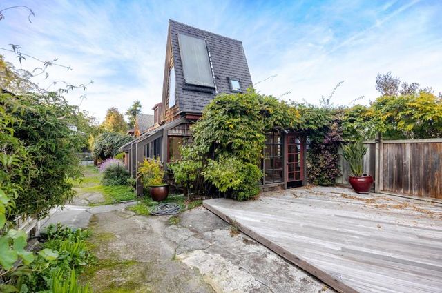 1009 Miramontes Street, Half Moon Bay, CA 94019