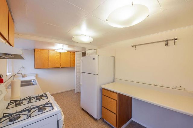 1009 Miramontes Street, Half Moon Bay, CA 94019