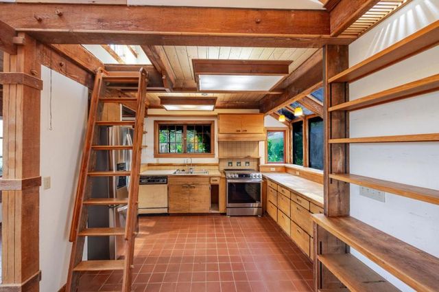 1009 Miramontes Street, Half Moon Bay, CA 94019