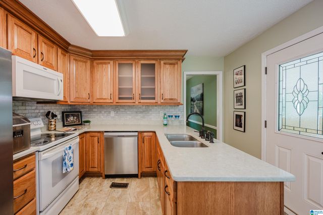 1355 WAXWING TRAIL, Alabaster, AL 35007