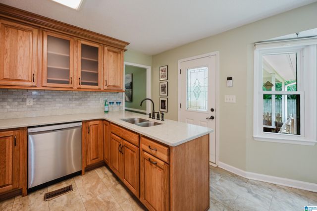 1355 WAXWING TRAIL, Alabaster, AL 35007