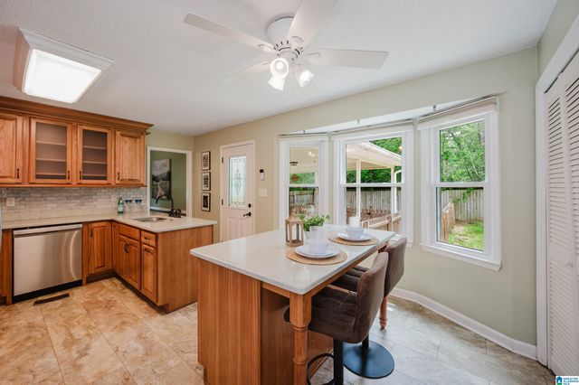 1355 WAXWING TRAIL, Alabaster, AL 35007