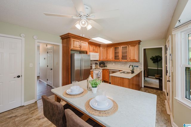 1355 WAXWING TRAIL, Alabaster, AL 35007