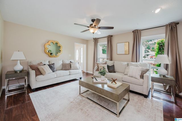 1355 WAXWING TRAIL, Alabaster, AL 35007