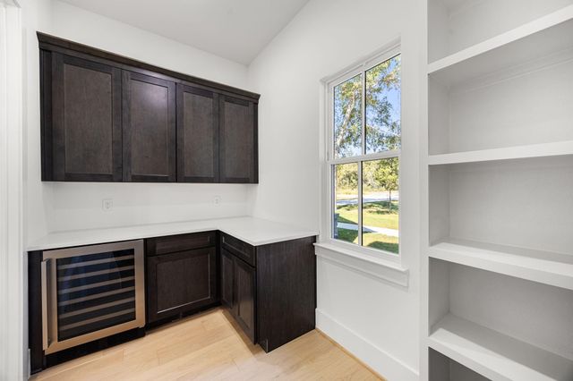412 S Garrett Circle, Bellville, TX 77418