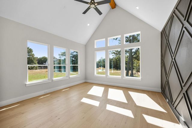 412 S Garrett Circle, Bellville, TX 77418