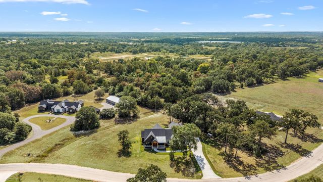 412 S Garrett Circle, Bellville, TX 77418