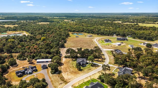 412 S Garrett Circle, Bellville, TX 77418