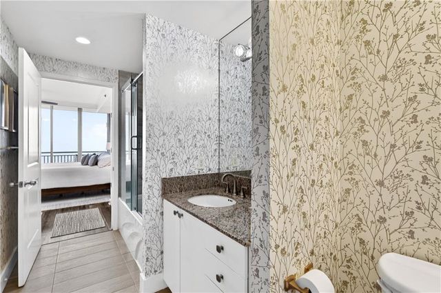 3338 Peachtree NE Road 2808, Atlanta, GA 30326