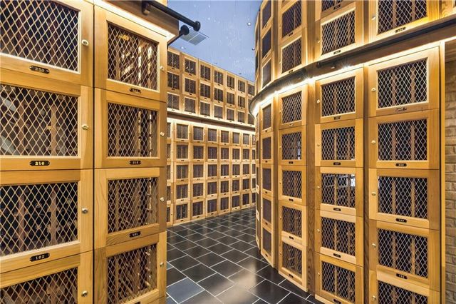 3338 Peachtree NE Road 2808, Atlanta, GA 30326