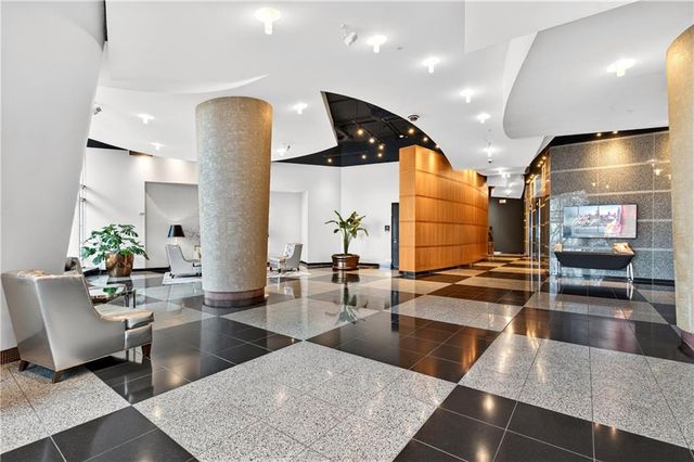 3338 Peachtree NE Road 2808, Atlanta, GA 30326