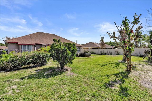 6030 NW Wolverine Road, Port St. Lucie, Port St Lucie, FL 34986