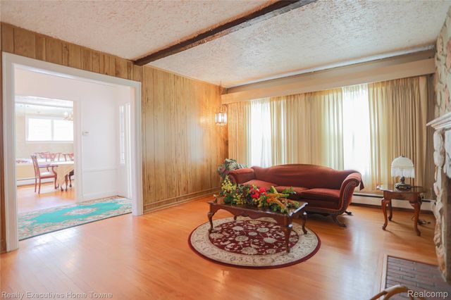 18244 Parkside Street, Detroit, MI 48221