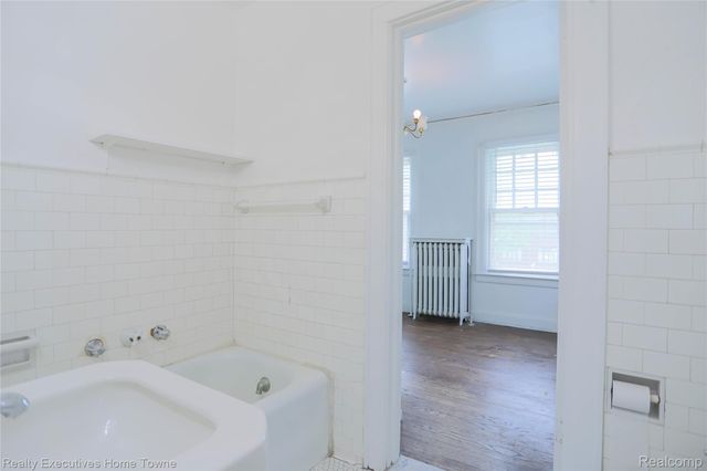 18244 Parkside Street, Detroit, MI 48221