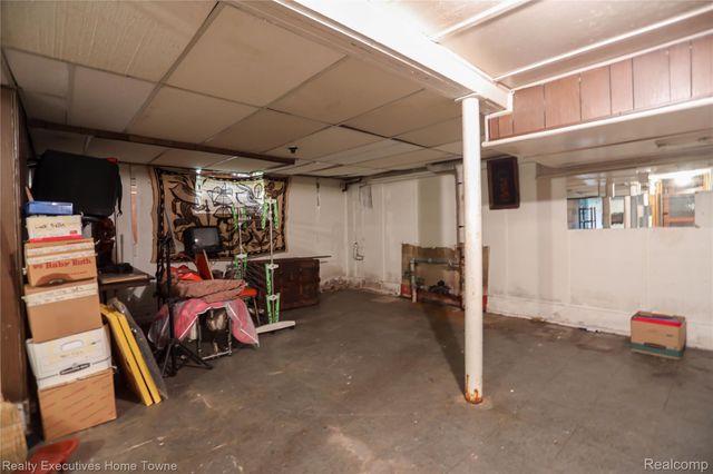 18244 Parkside Street, Detroit, MI 48221