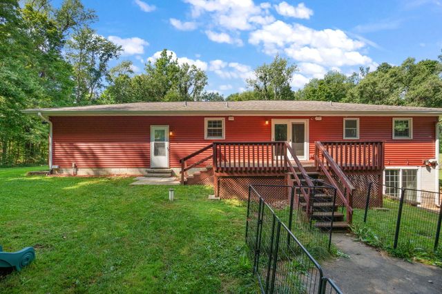 559 N 450 E, Valparaiso, IN 46383