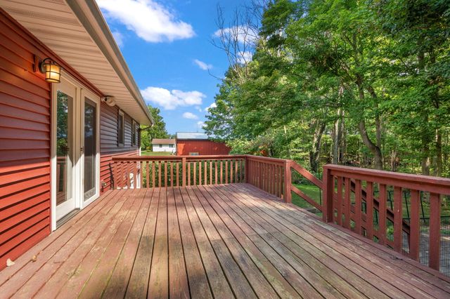 559 N 450 E, Valparaiso, IN 46383
