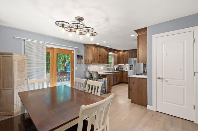 559 N 450 E, Valparaiso, IN 46383