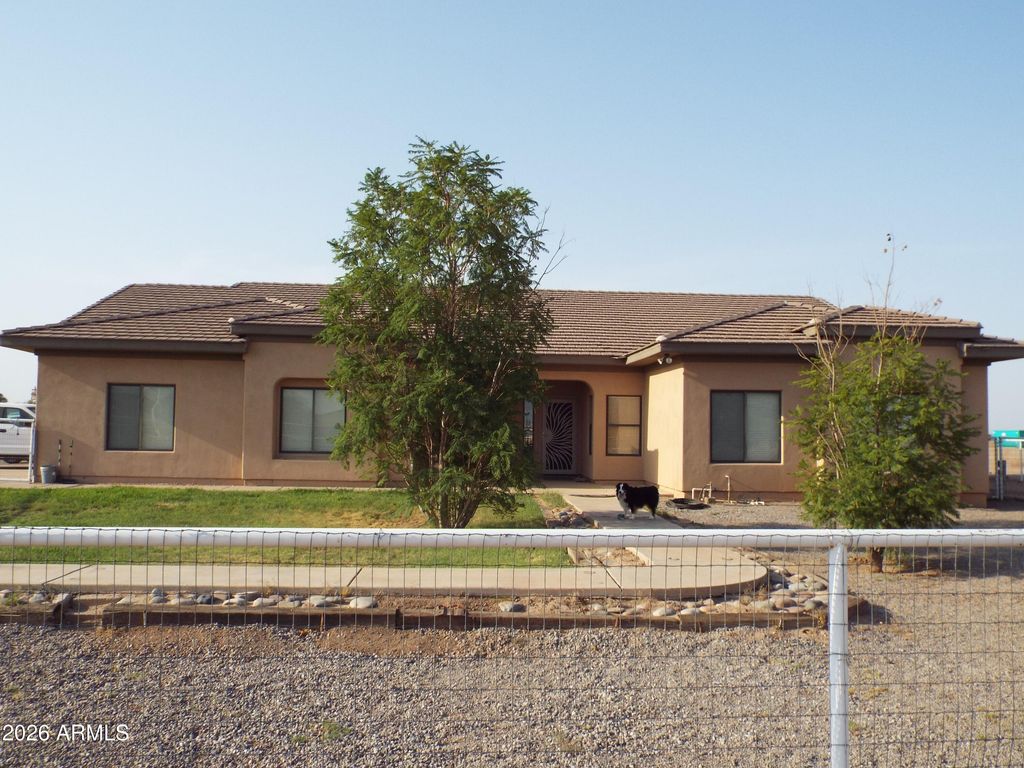 1251 E STETSON Lane, Coolidge, AZ 85128 — exterior