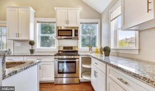 170 CHESAPEAKE ST SW, Washington, DC 20032