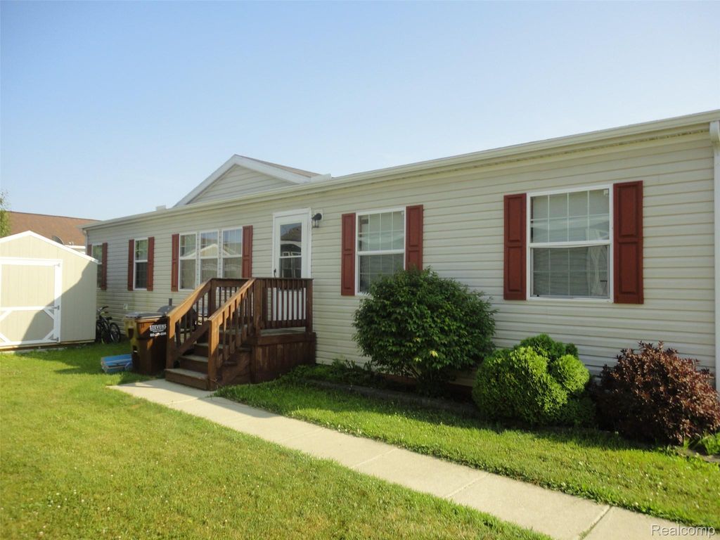 955 CAMERON CIRCLE, Raisinville Township, MI 48161