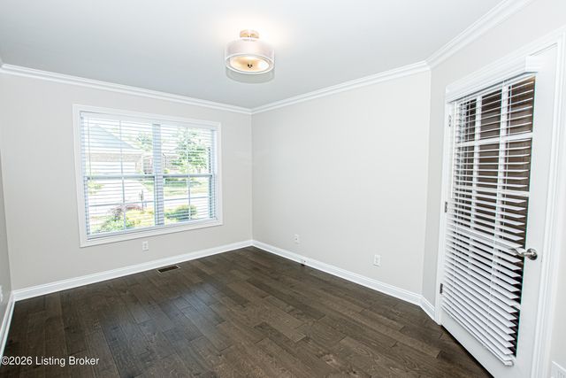 10104 Cedar Garden Dr, Louisville, KY 40291
